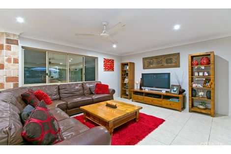 Property photo of 1 Hanlin Place Victoria Point QLD 4165