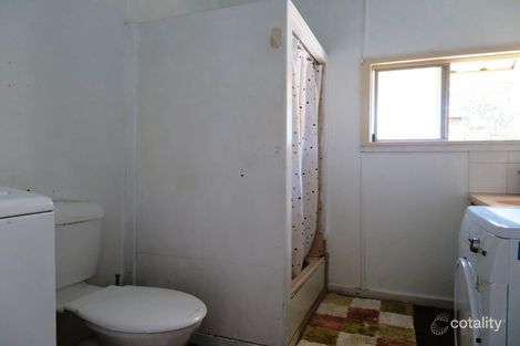 Property photo of 80 Woodford Street One Mile QLD 4305