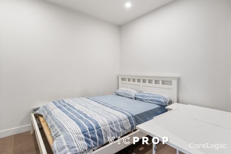 Property photo of 2405/33 Mackenzie Street Melbourne VIC 3000