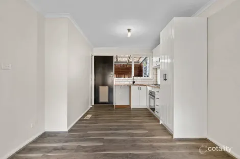 Property photo of 4/1187 Main Road Eltham VIC 3095