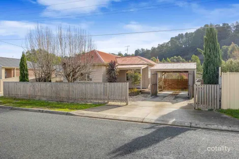 221 Finch St, Ballarat East, VIC 3350