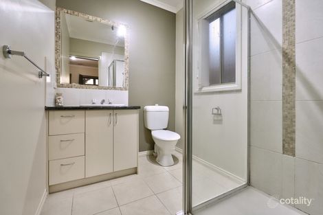 Property photo of 53 Flagstaff Loop Craigieburn VIC 3064