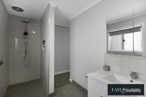 Property photo of 39 Smith Crescent Wangaratta VIC 3677