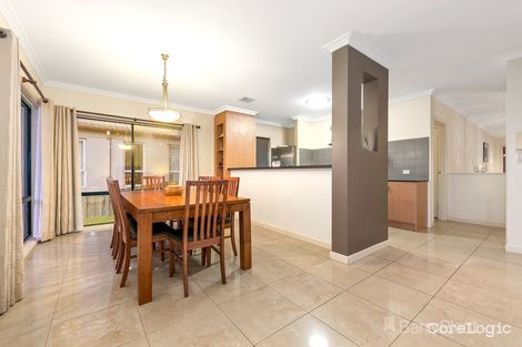 Property photo of 34 Montbrae Circuit Narre Warren North VIC 3804