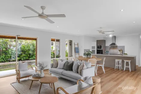 Property photo of 11 Feathertop Circuit Caloundra West QLD 4551