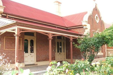 90 Piper St, Bathurst, NSW 2795