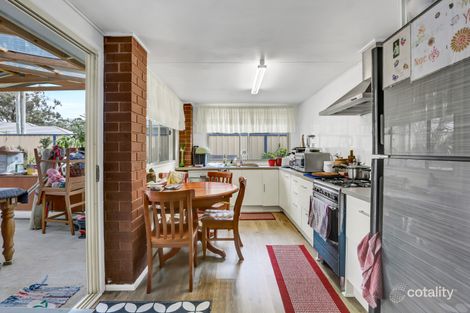 Property photo of 60 Tempranillo Crescent Cessnock NSW 2325
