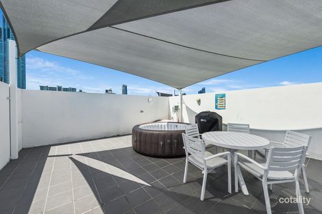 Property photo of 404/30-32 Paradise Island Surfers Paradise QLD 4217