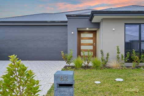 Property photo of 82 Pitsford Chase Aveley WA 6069