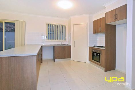 Property photo of 12 Wilkins Crescent Burnside Heights VIC 3023