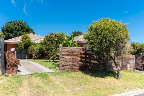 33 Postregna Way, Skye, VIC 3977