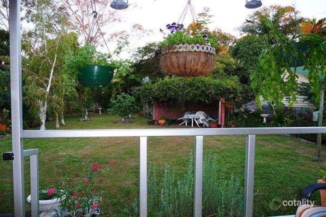 Property photo of 8 William Street Urangan QLD 4655