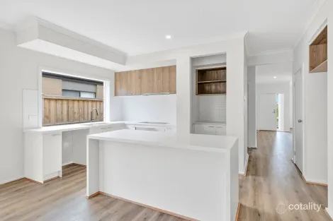 Property photo of 3 Morningside Circuit Armstrong Creek VIC 3217