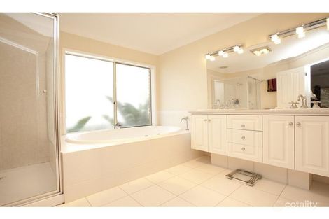 Property photo of 44 Brookglen Boulevard Cairnlea VIC 3023