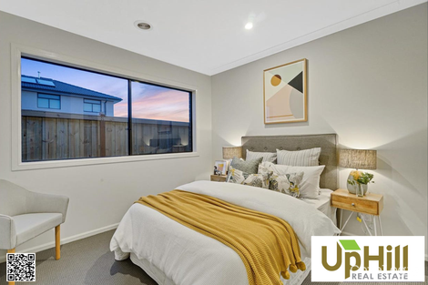 Property photo of 75 Positano Circuit Berwick VIC 3806