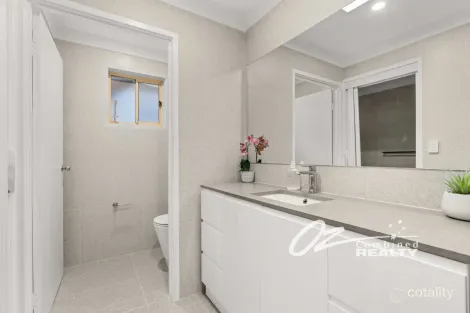 Property photo of 2/202 Macleans Point Road Sanctuary Point NSW 2540