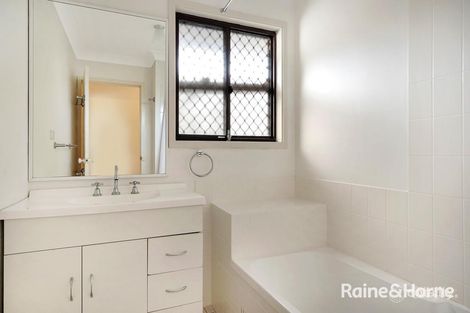 Property photo of 76 James Sea Drive Green Point NSW 2251