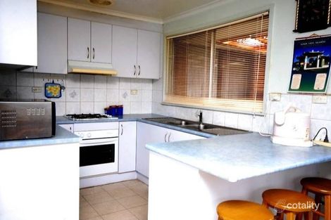 Property photo of 18 Blaxland Drive Dandenong North VIC 3175