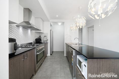 14 Swainson Cl, Tarneit, VIC 3029