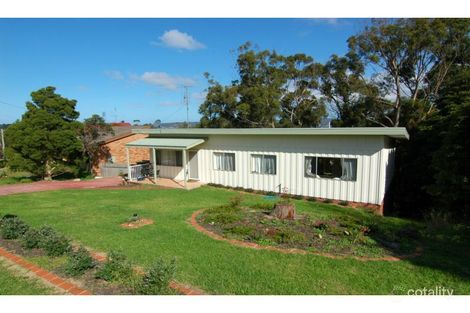 18 Bay St, Eden, NSW 2551