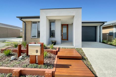 9 Macedon St, Armstrong Creek, VIC 3217