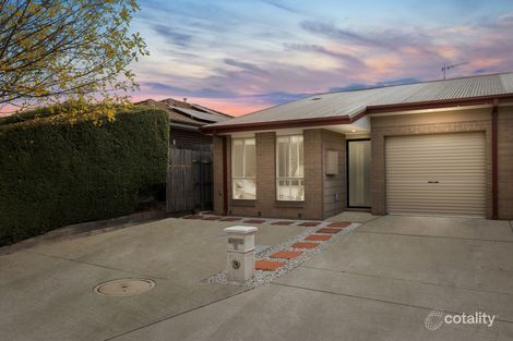 Property photo of 16 Rag Holmes Street Macgregor ACT 2615