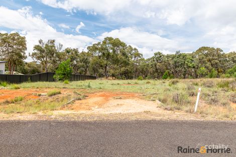 25 Marshall Way, Emmaville, NSW 2371