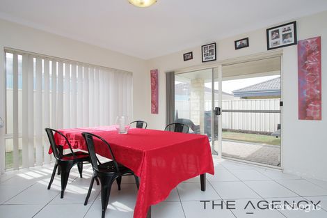 Property photo of 27 Tipperary Bend Canning Vale WA 6155