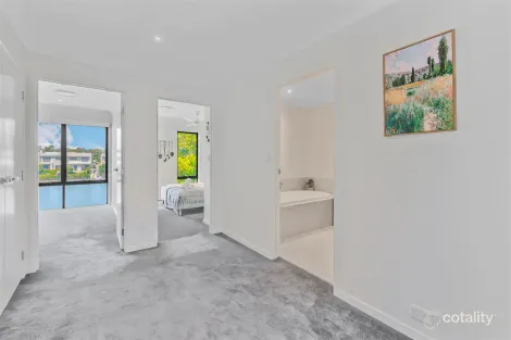 Property photo of 26/1 Ancora Crescent Hope Island QLD 4212