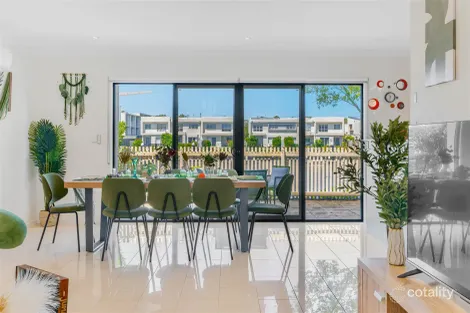 Property photo of 26/1 Ancora Crescent Hope Island QLD 4212