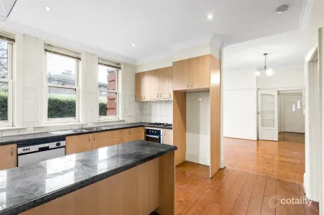 2/271 Balaclava Rd, Caulfield North, VIC 3161