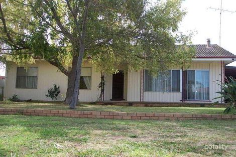 23 Mcnamara St, Finley, NSW 2713