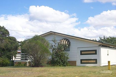 3 Rogers St, Silkstone, QLD 4304