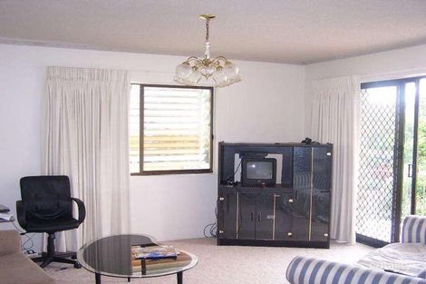 Property photo of 1/29 Lenneberg Street Southport QLD 4215