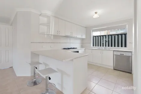 Property photo of 9 Spaniel Lane Pakenham VIC 3810