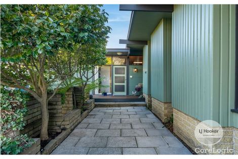 Property photo of 33 Begonia Street Lindisfarne TAS 7015