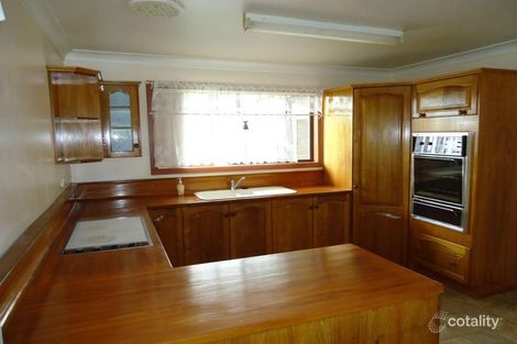 Property photo of 25 Leslie Parade Stanthorpe QLD 4380