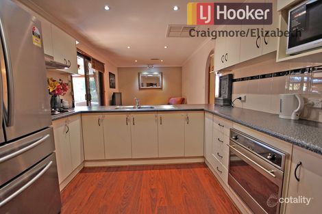 Property photo of 18 Nilpena Court Craigmore SA 5114