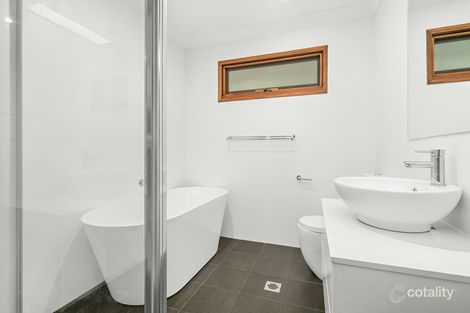 Property photo of 10 Belwarra Avenue Figtree NSW 2525