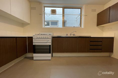 Property photo of 2/623 Drummond Street Carlton North VIC 3054