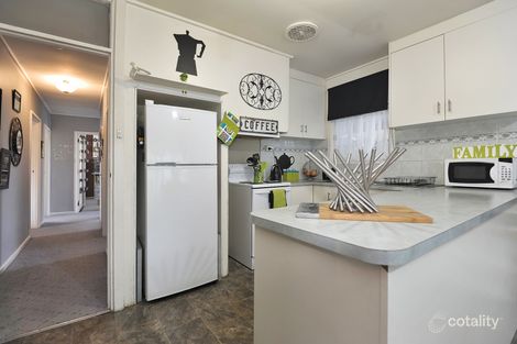 Property photo of 19 Steven Crescent Ararat VIC 3377