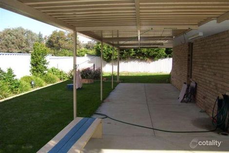 Property photo of 2/7-9 Terrigal Way Armadale WA 6112