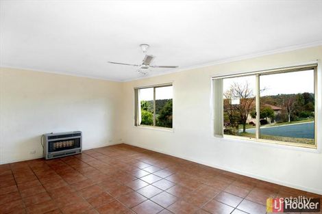 Property photo of 8 Marilyn Place Karabar NSW 2620