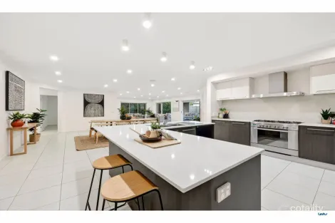 Property photo of 2 Wave Crescent Torquay VIC 3228