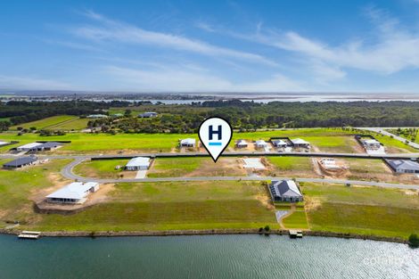 11 Tyro Pde, Hindmarsh Island, SA 5214