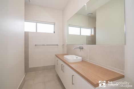 Property photo of 5 Meramie Street Caerleon NSW 2850