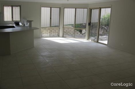 Property photo of 8 Canada Crescent Cameron Park NSW 2285