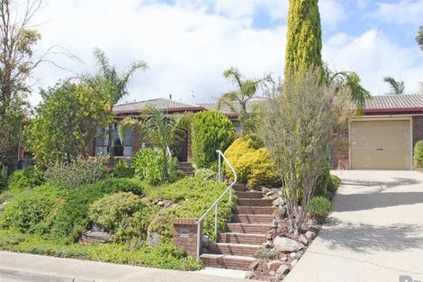 Property photo of 4 Wayside Drive Hallett Cove SA 5158