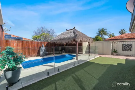 Property photo of 18 Summer Hill Place Warnbro WA 6169