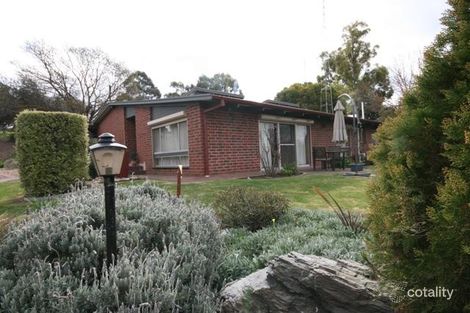 12 Sunnyside Rd, Clare, SA 5453